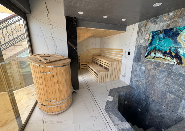 Na predaj výnimočná vila v srdci Tenerife-San Eugénio, 690m2