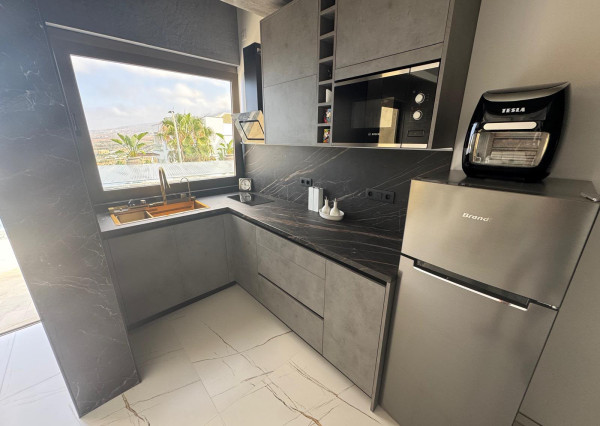 Na predaj výnimočná vila v srdci Tenerife-San Eugénio, 690m2