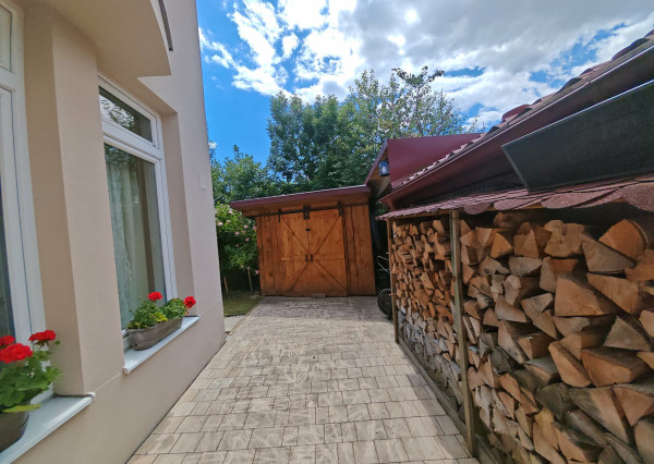 Na prenájom 4-izbový rodinný dom, Teplička nad Váhom okres Žilina