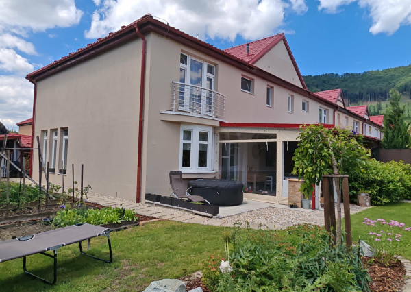 Na prenájom 4-izbový rodinný dom, Teplička nad Váhom okres Žilina
