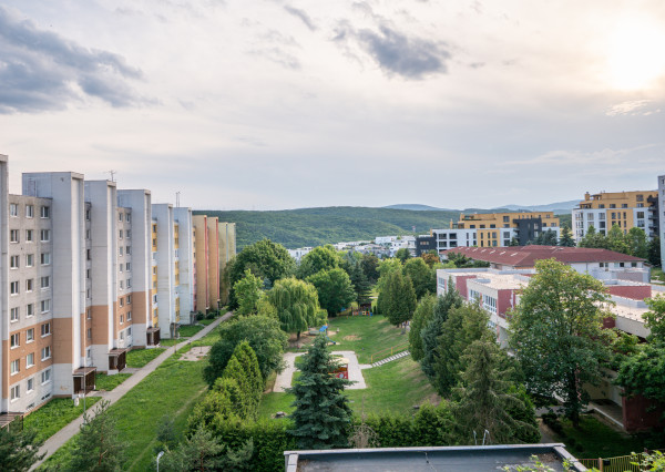 REZERVOVANÉ! Na predaj príjemný 3 izbový byt na sídlisku KVP