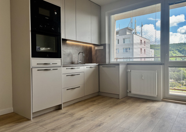 Na predaj 3 izbový byt, loggia, pivnica, nový 2026, Košice