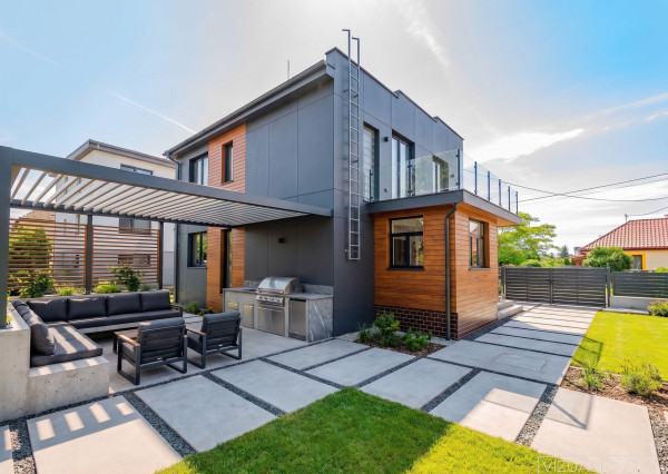 Priestranný 4-izbový dom s pozemkom 808 m² Košice – Krásna