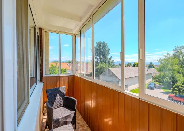 Veľký 5-izbový byt 96 m², Tematínska, Nové mesto nad Váhom