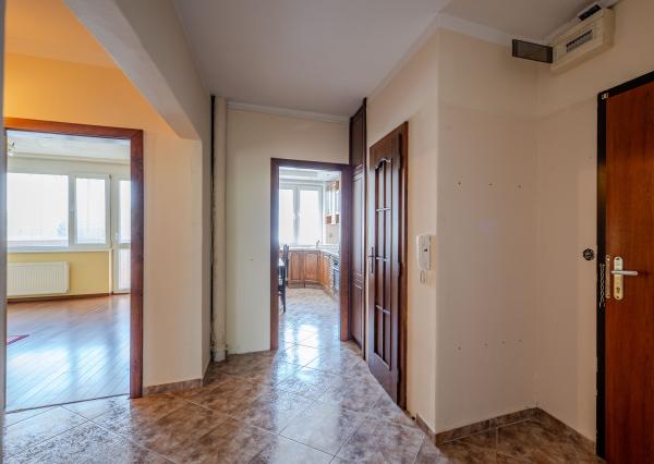 Veľký 5-izbový byt 96 m², Tematínska, Nové mesto nad Váhom