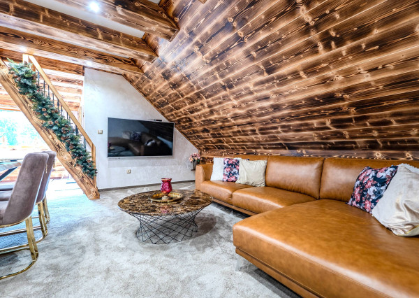 Na predaj rodinný dom Vychylovka / Apartmánový dom, 1023m2