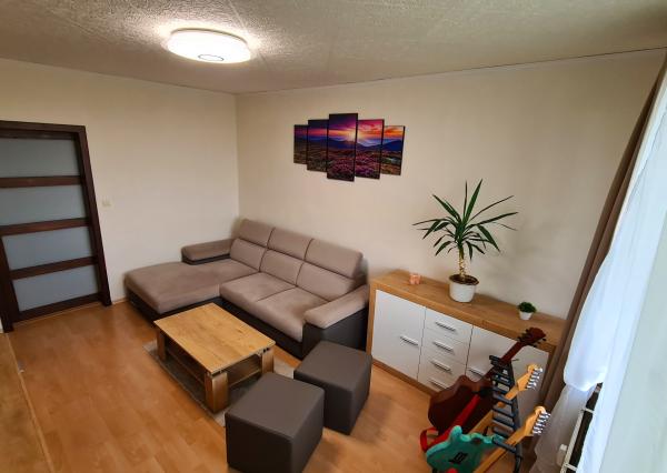 NA PRENÁJOM! FOR RENT!  2 izbový byt, Považská ulica Košice