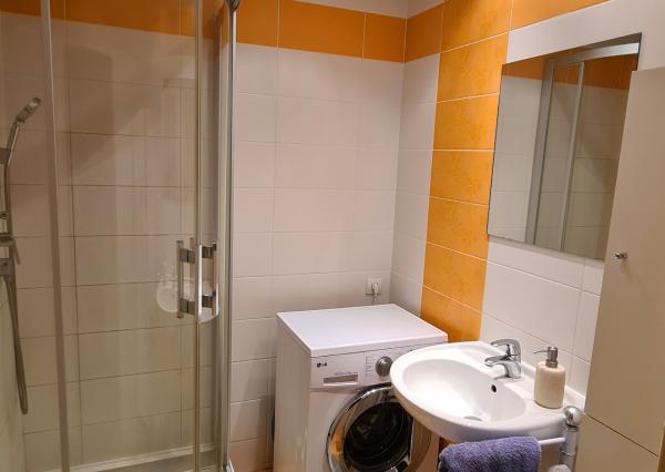 NA PRENÁJOM! FOR RENT!  2 izbový byt, Považská ulica Košice
