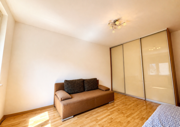 Predaj 2 izbový byt, rekonštrukcia, priestranné izby, Košice