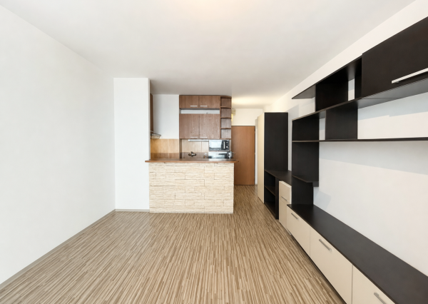 Na predaj zrekonšt. garzonka s krásnym výhľadom, 32m2, TN