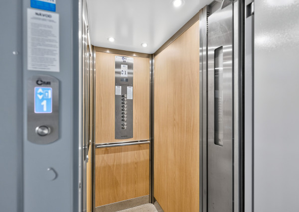 Zrekonštuovaný a priestranný 3-izbový byt, Beluša, 68m2
