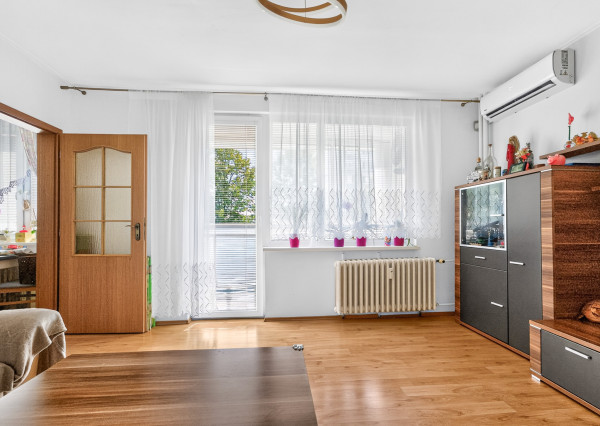 Zrekonštuovaný a priestranný 3-izbový byt, Beluša, 68m2
