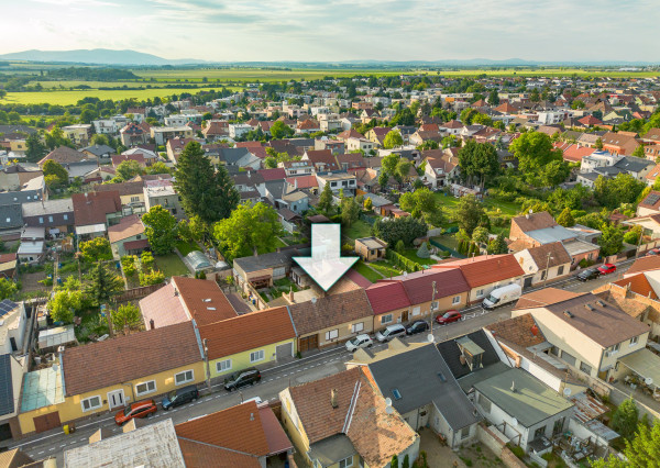 Útulny rodinný dom + prístavba + garáž, Kopánka Trnava