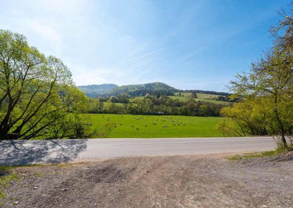 Krásny stavebný slnečný pozemok, 578m2, Prečín, PB