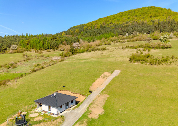 Krásny stavebný slnečný pozemok, 578m2, Prečín, PB