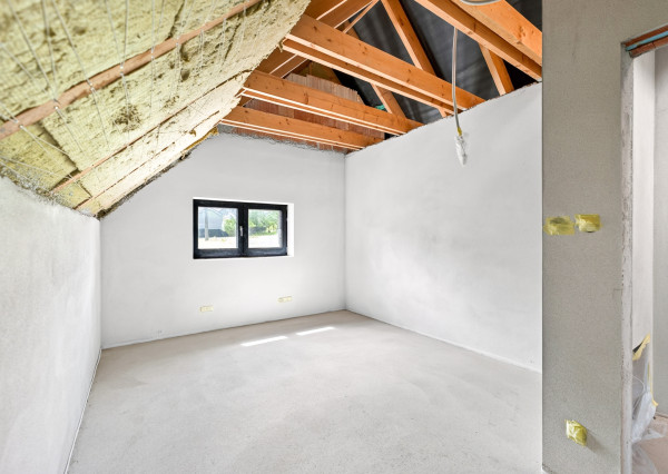 Na predaj 4i holodom Dolná Tižina, garáž 33m2,pozemok 2970m2