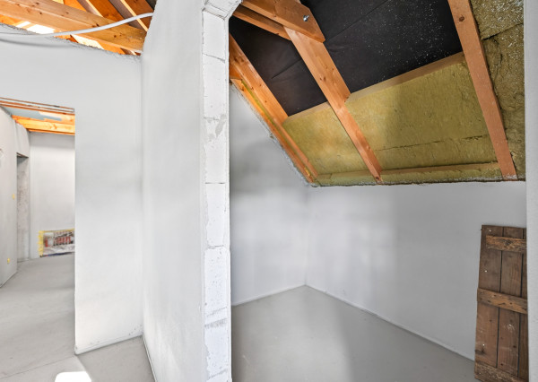 Na predaj 4i holodom Dolná Tižina, garáž 33m2,pozemok 2970m2