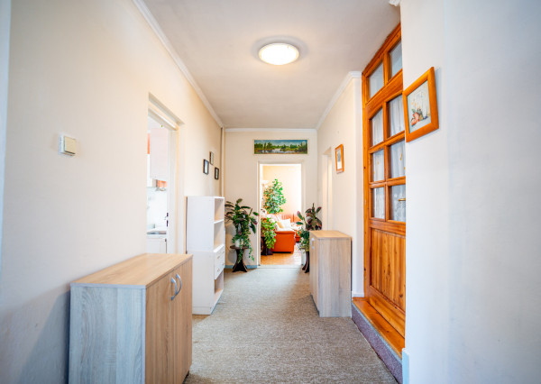 Priestranný 4-izbový Rodinný dom,480m2,Horenická Hôrka