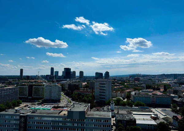 Na predaj moderný 2-izbový byt s parkovaním - Gloria, Nivy