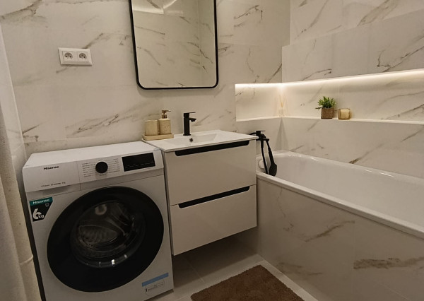 NA PREDAJ-2 i byt po kompletnej rekonštrukcii s balkónom
