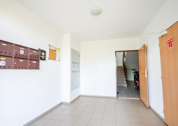 Na predaj 3-izbový zrekonštruovaný byt, Vlčkovce, Trnava