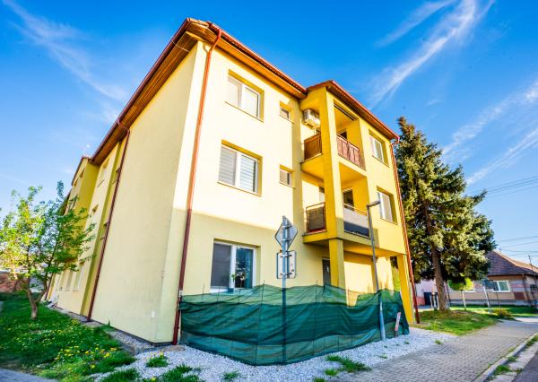 Na predaj 3-izbový zrekonštruovaný byt, Vlčkovce, Trnava