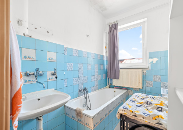 Rozsiahly rodinný dom s garážou + útulný apartmán Gelnica 🏡