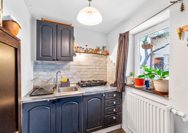 Rozsiahly rodinný dom s garážou + útulný apartmán Gelnica 🏡