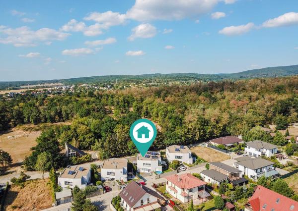 NA PREDAJ! Moderný 5-izbový dom so záhradou, Stupava