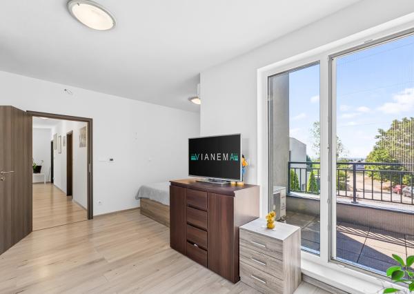 NA PREDAJ! Moderný 5-izbový dom so záhradou, Stupava
