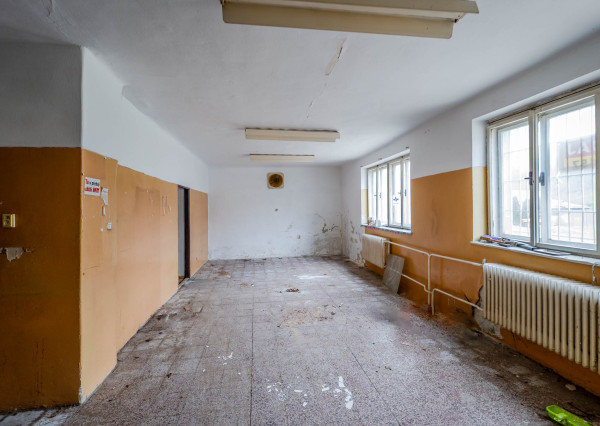 Obchodný a podnikateľský objekt – Beluša, Podhorie
