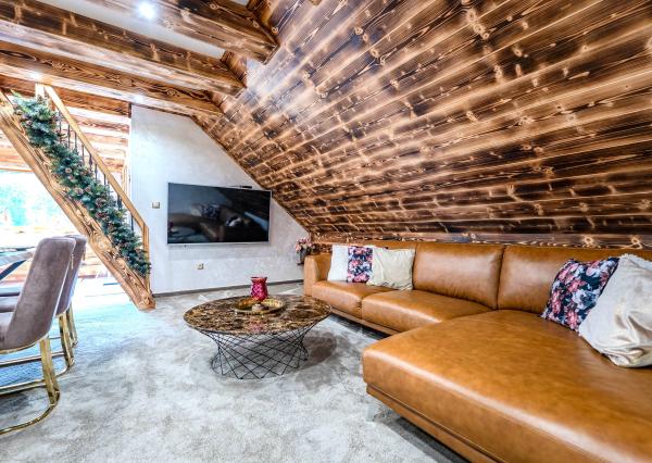 Na predaj rodinný dom Vychylovka / Apartmánový dom, 1023m2