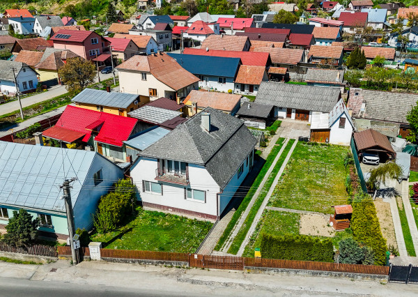 Veľký 4-izbový Rodinný dom,480m2,Horenická Hôrka