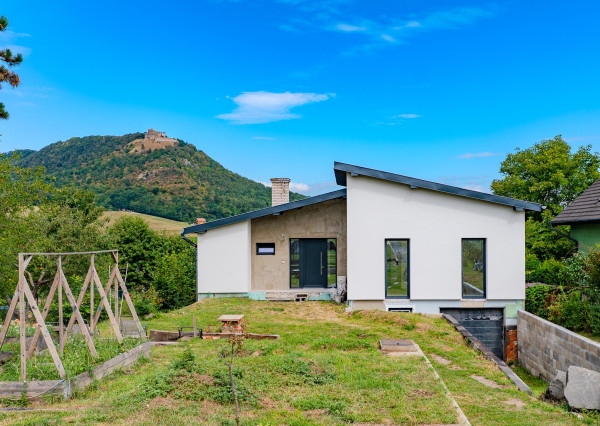 Rodinný dom s čarovným výhľadom na hrad | Kapušany | Prešov