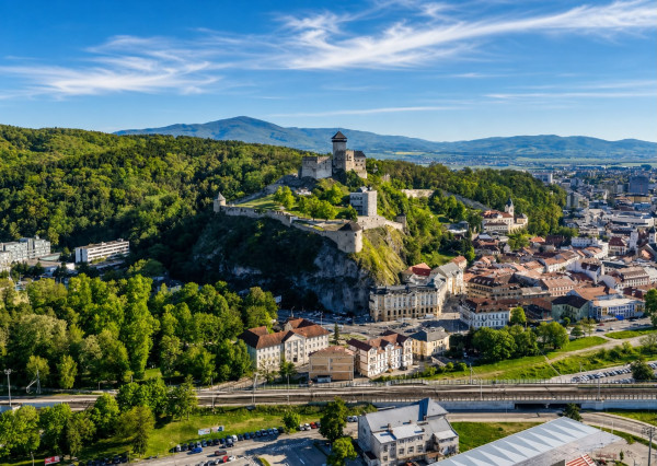 Priestranný 3i byt, Sihoť Trenčín | 84 m² | Výhľad na hrad