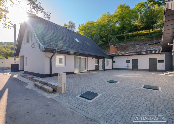 Nadštandardný 5-izbový dom s garážou a pozemkom 1 300 m²
