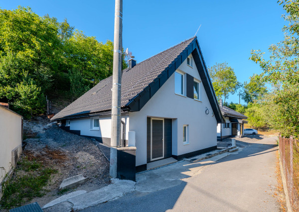 Nadštandardný 5-izbový dom s garážou a pozemkom 1 300 m²