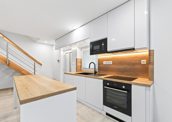 Nadštandardný 5-izbový dom s garážou a pozemkom 1 300 m²