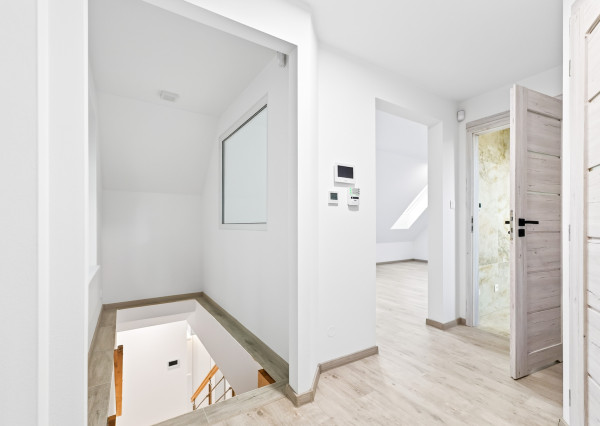 Nadštandardný 5-izbový dom s garážou a pozemkom 1 300 m²