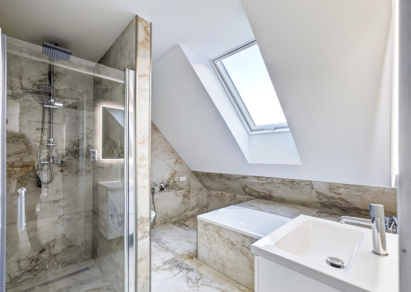 Nadštandardný 5-izbový dom s garážou a pozemkom 1 300 m²