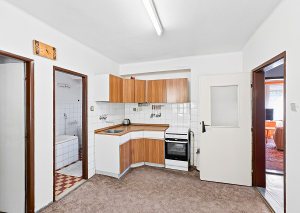 RODINNÝ DOM | TRENČIANSKE TEPLICE  | 978 m2