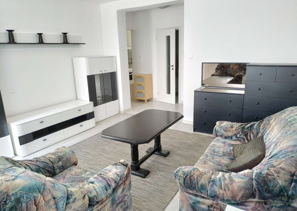 1,5izbový byt na Martinengovej ulici v obľúbenej časti Starého mesta. 40 m2 + 5 m2