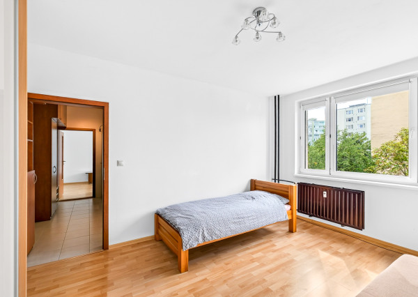 2 izbový byt, kompletná rekonštrukcia, kúpou voľný, Košice