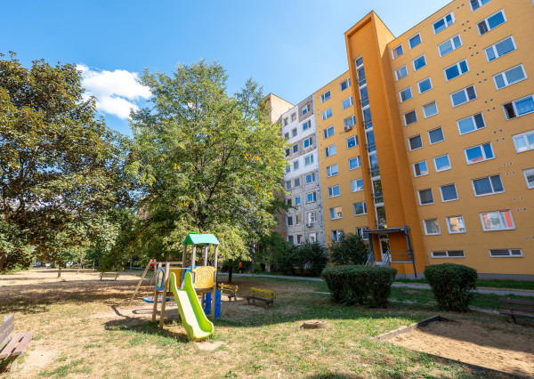 REZERVOVANÉ  2 izbový byt s loggiou, 53,5m2, Bernolákova, Košice