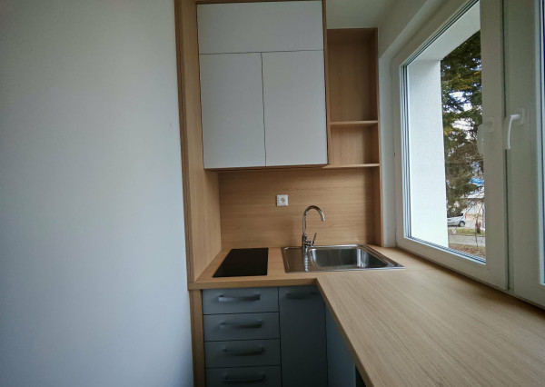 Na prenájom Garsónka s balkónom, ZA -širšie centrum, 26m2