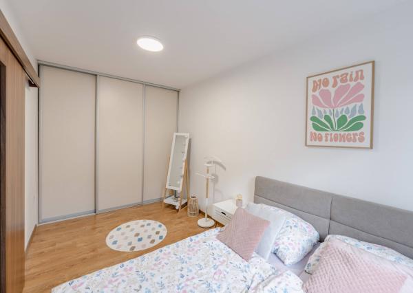 Na predaj krásny 2i byt po rekonštrukcii, 47m2, Devínska n/V