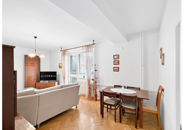 Priestranný svetlý 3i byt, 75 m², balkón, komora - Myjava