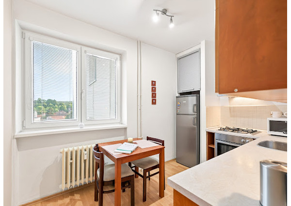 Priestranný svetlý 3i byt, 75 m², balkón, komora - Myjava