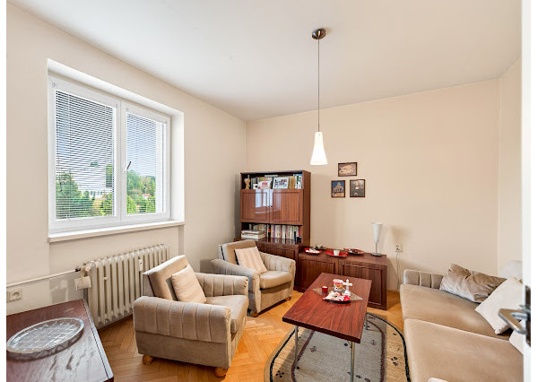 Priestranný svetlý 3i byt, 75 m², balkón, komora - Myjava