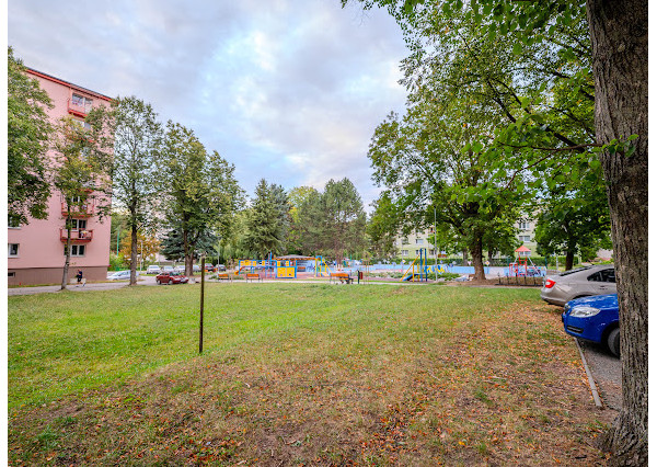Priestranný svetlý 3i byt, 75 m², balkón, komora - Myjava